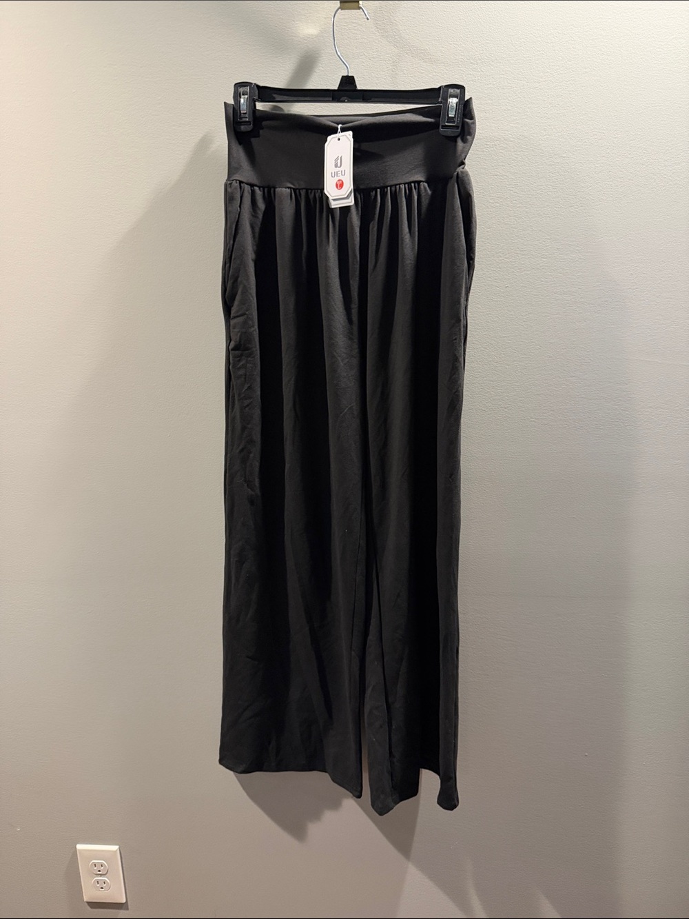 Wide-Leg Maxi Skirt Pant in Black by UE